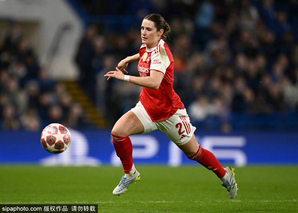 史密斯：“我们下半场表现有所提升”——阿森纳女足欧冠逆转里昂，展现冠军气质